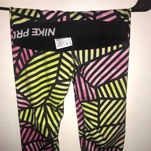 XS Nike pro leggings for girls!